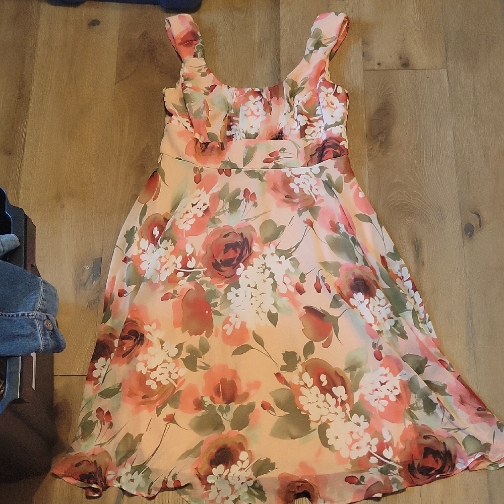 Dress Barn EUC Pink Floral Midi Dress Plus Size 16